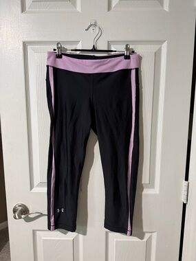 Under Armour Black Capri Leggings with Light Pink Trim